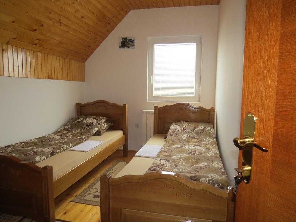 Rooms And Bungalows Sreten Zugic Žabljak Δωμάτιο φωτογραφία